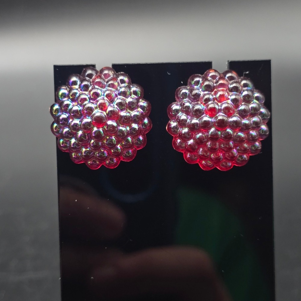 Avon 1987 Summer Berries Earrings Pink Iridescent Plastic Post Pierced